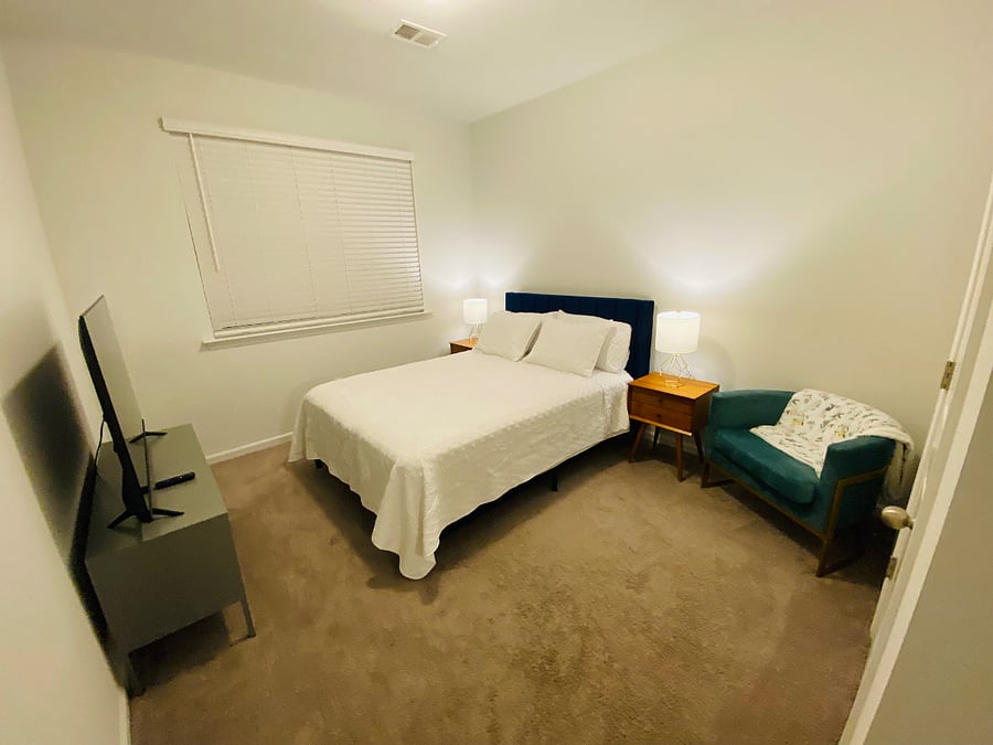 ROOM 2