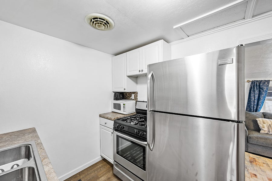 Full kitchen and full size refrigerator