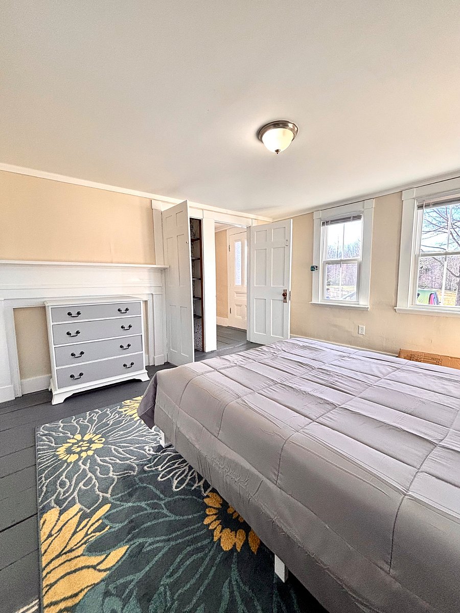 Smaller Bedroom