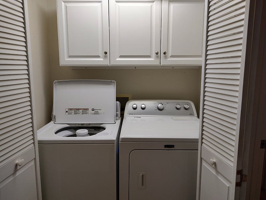 washer/dryer in hall laundry room