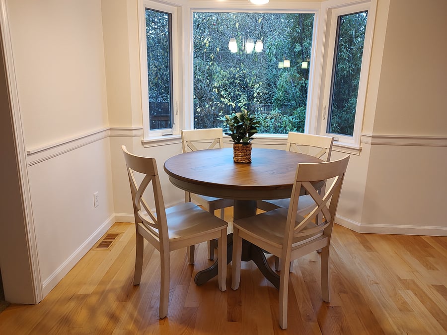 Dining room with bay window