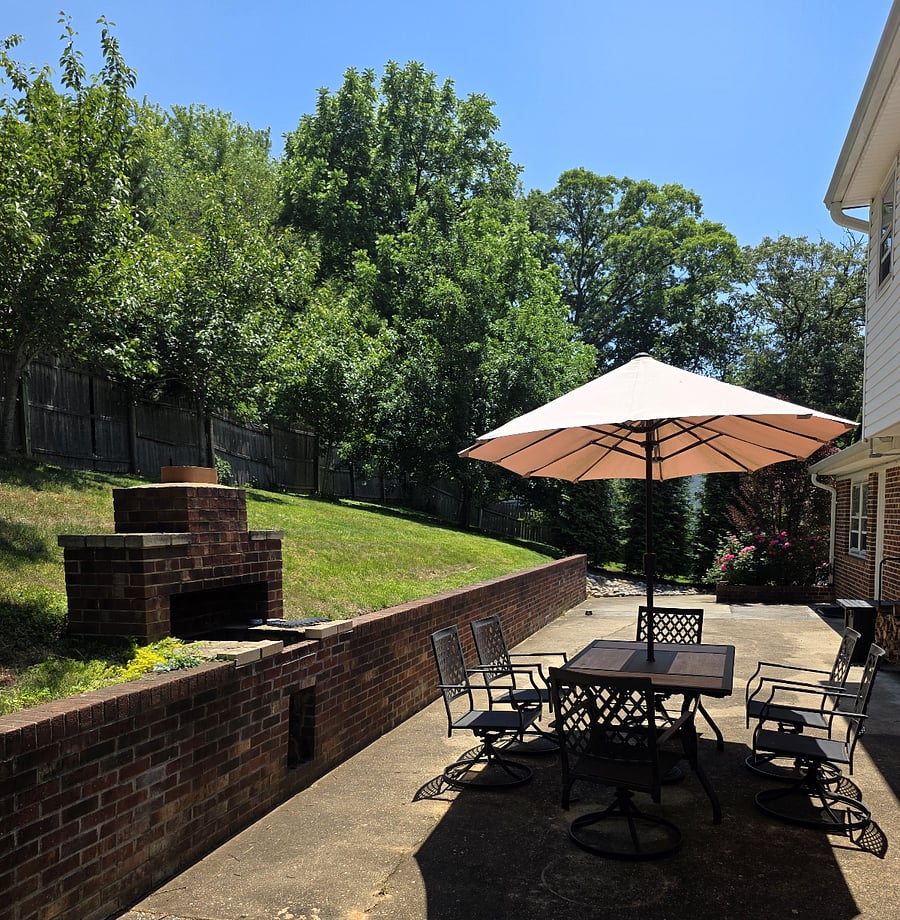 Back Yard Patio with Table and Chairs