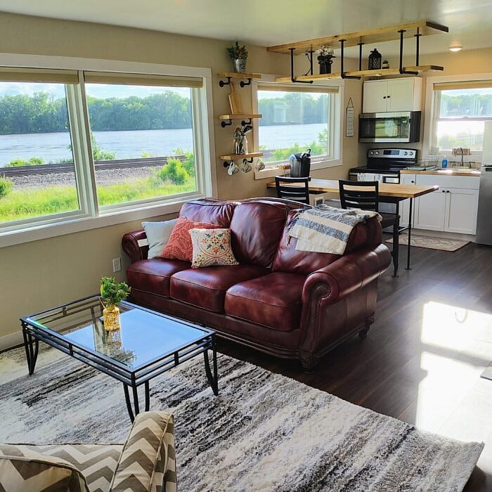 Living and kitchen areas