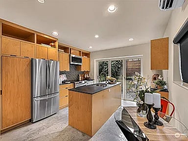 Furnished Finder property 782370_1 photo 3