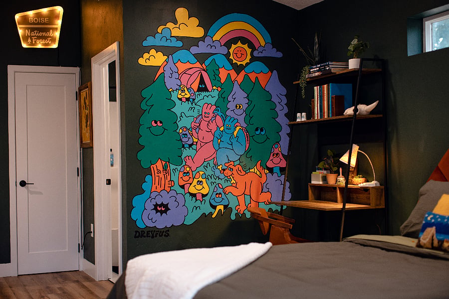 This unit has its very own mural from Boise's own mural artist, Dreyfus.