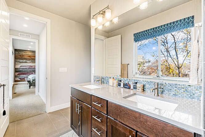 Furnished Finder property 782401_1 photo 23