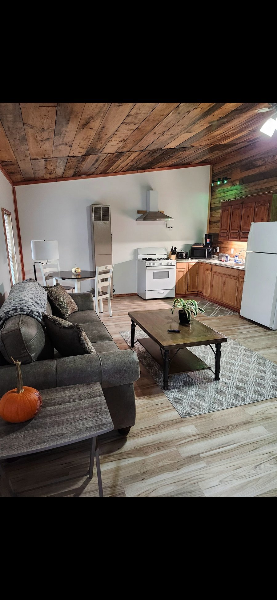 Furnished Finder property 782438_1 photo 6