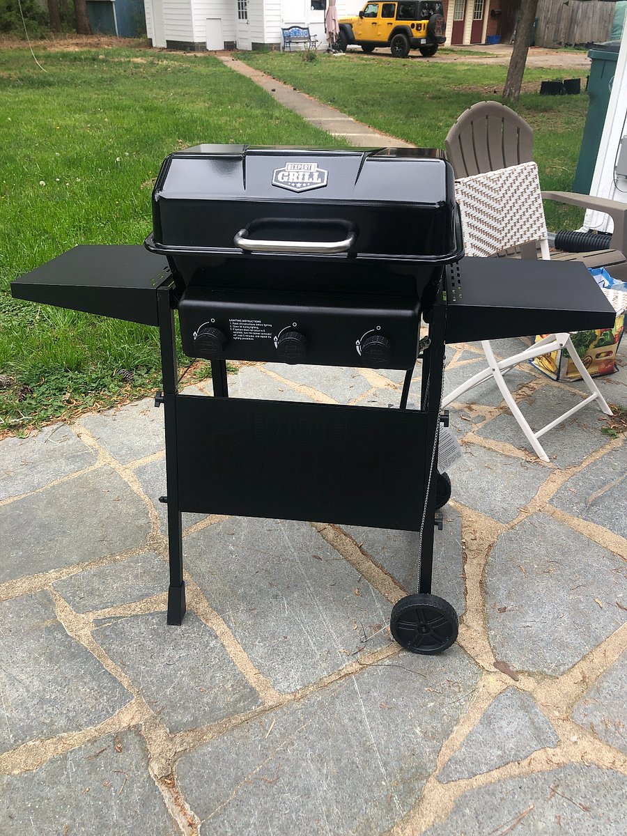 Outdoor grill