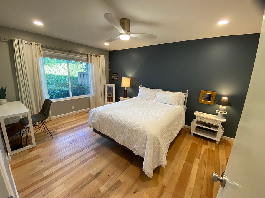 Main Bedroom with desk, ensuite and walk-in closet