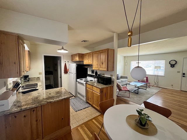 Furnished Finder property 782706_1 photo 8