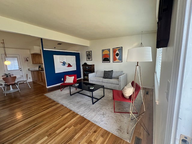 Furnished Finder property 782706_1 photo 1