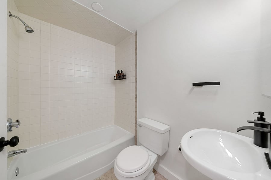 Furnished Finder property 782768_1 photo 25
