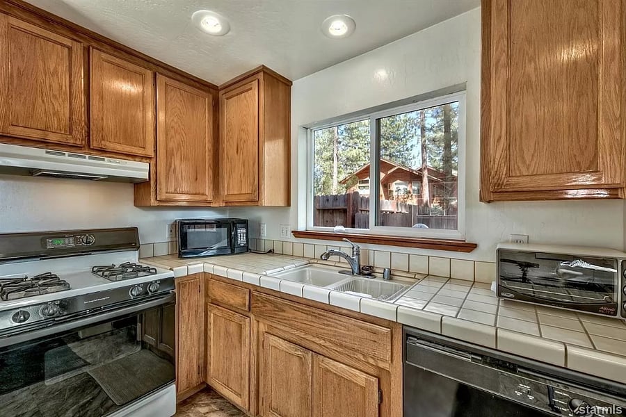 Furnished Finder property 782811_1 photo 7