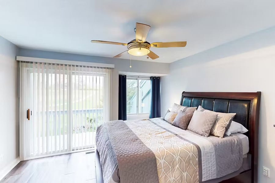 Master bed room