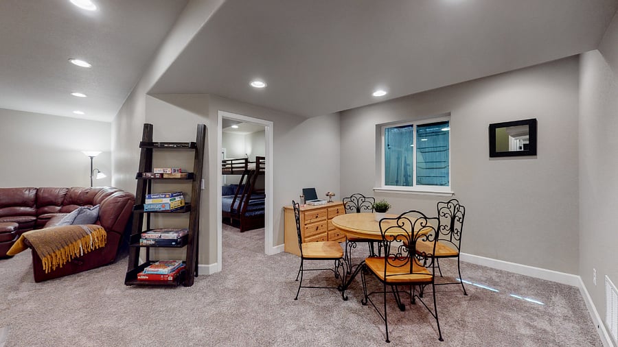 Basement livingroom