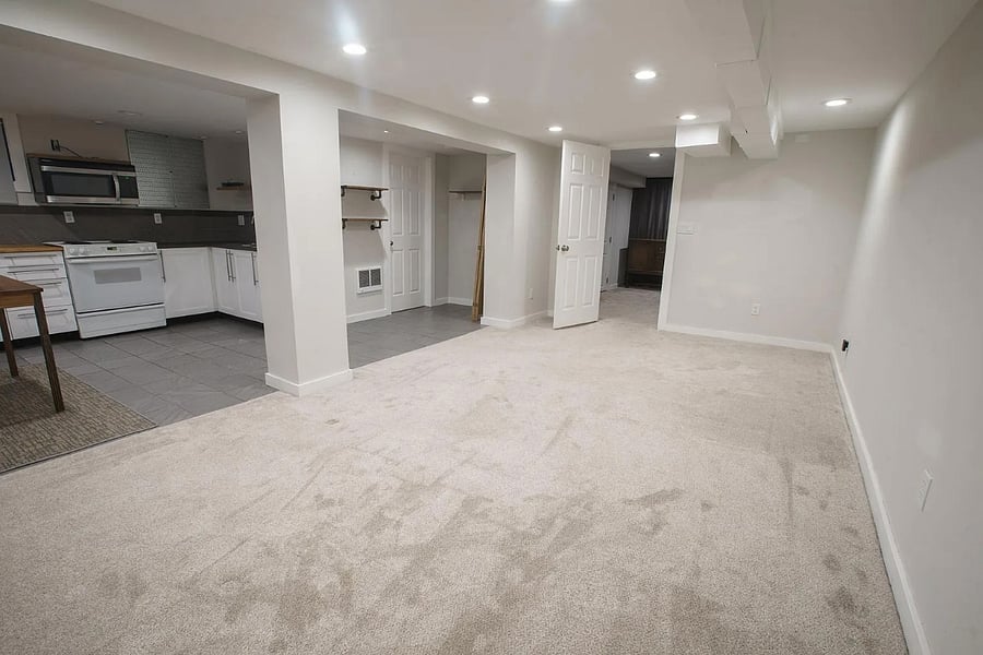 This is an older photo showing the area unfurnished.