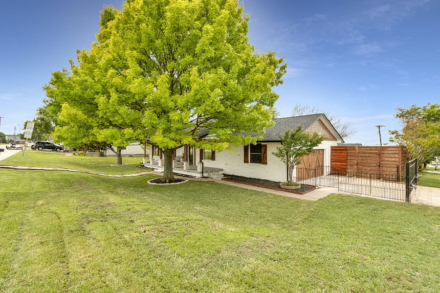Large corner lot and showing front yard