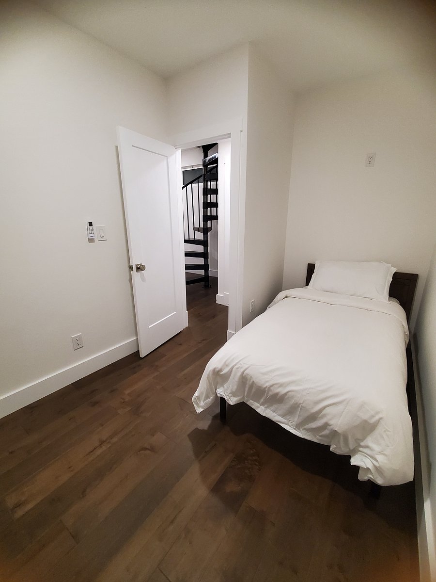 Twin mattress, bedroom #2
