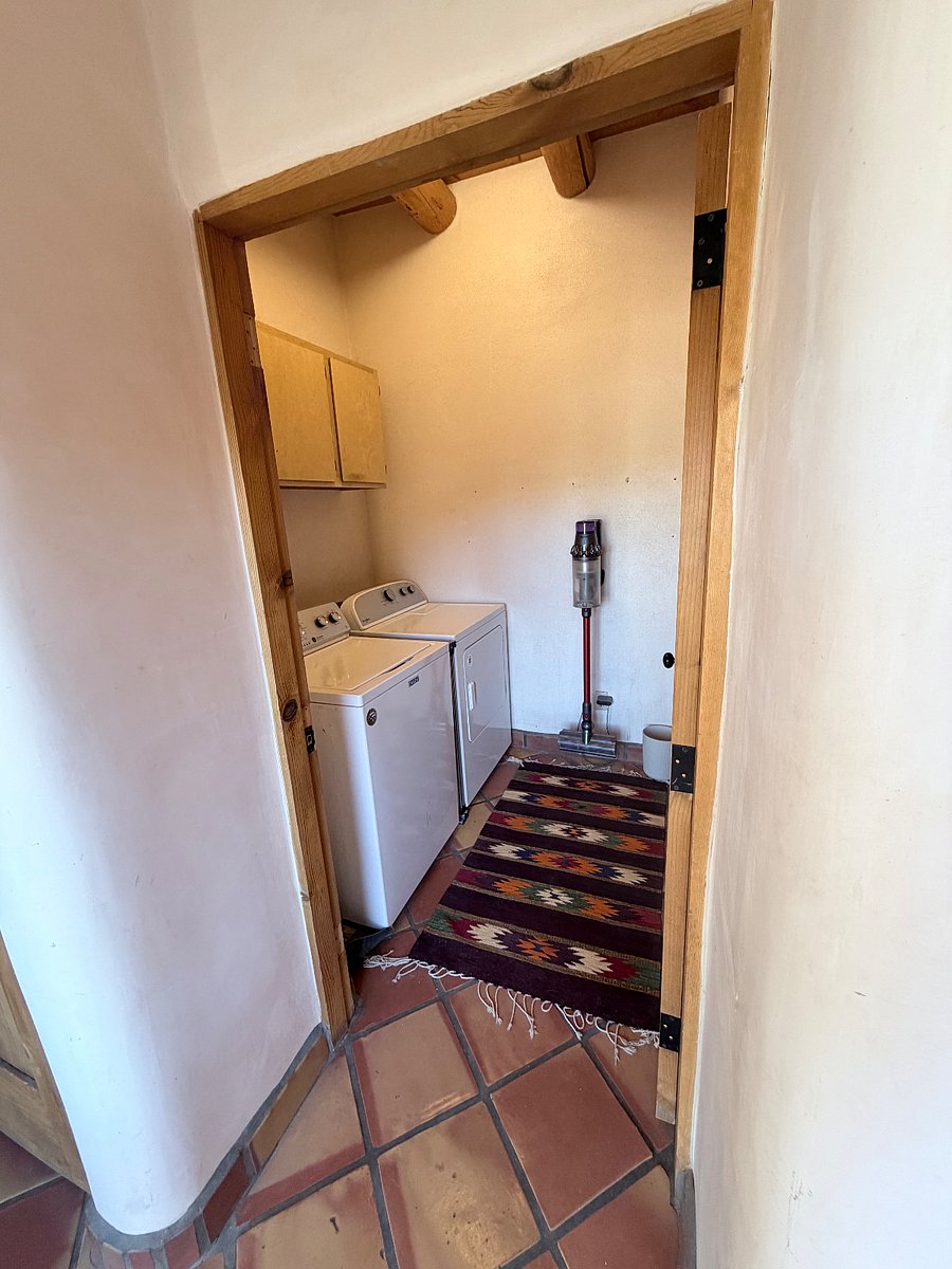 Furnished Finder property 784025_1 photo 17
