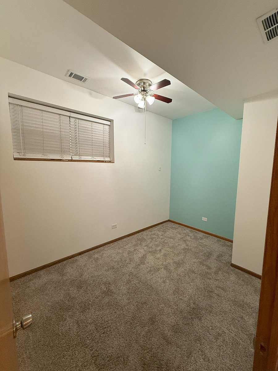First room (blue room) - does have a bed now - there is a full bed in this room.