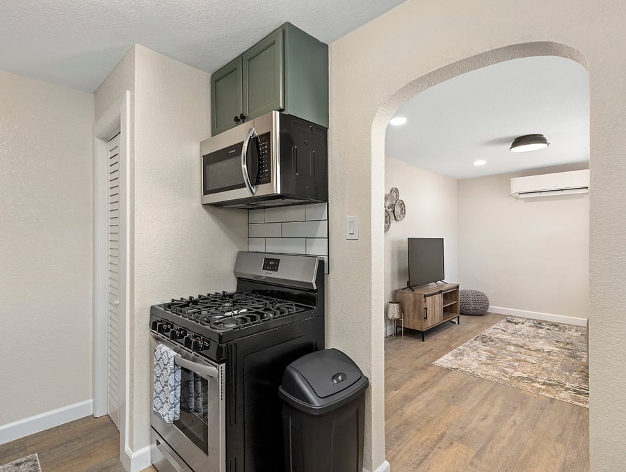 Furnished Finder property 784098_1 photo 7