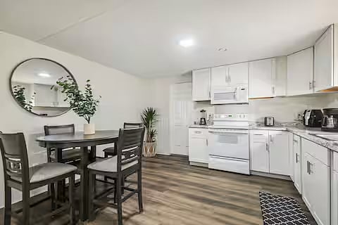 Furnished Finder property 784154_1 photo 4