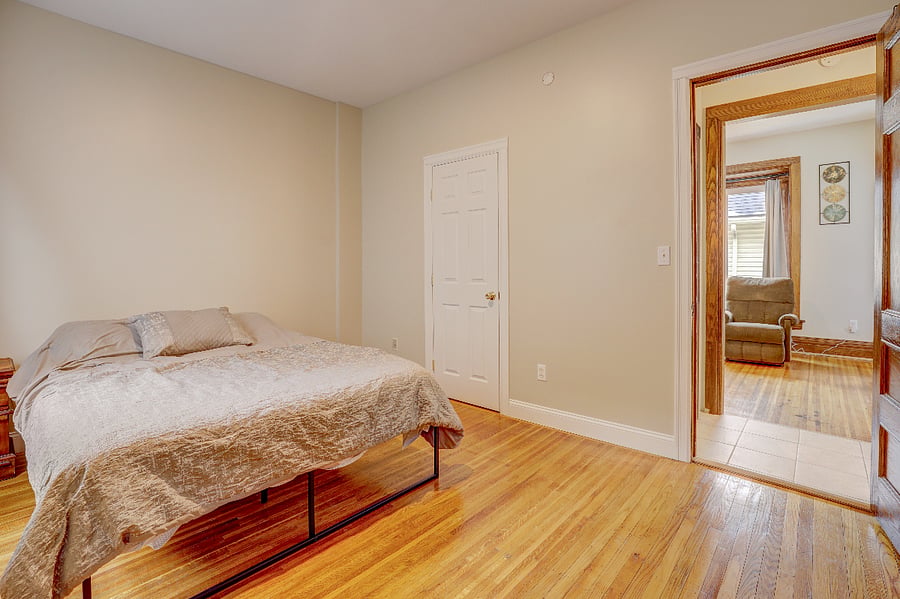 Queen Bedroom