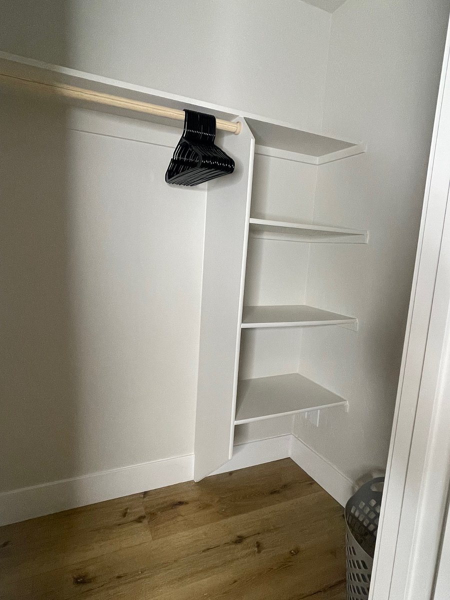 Walk in closet