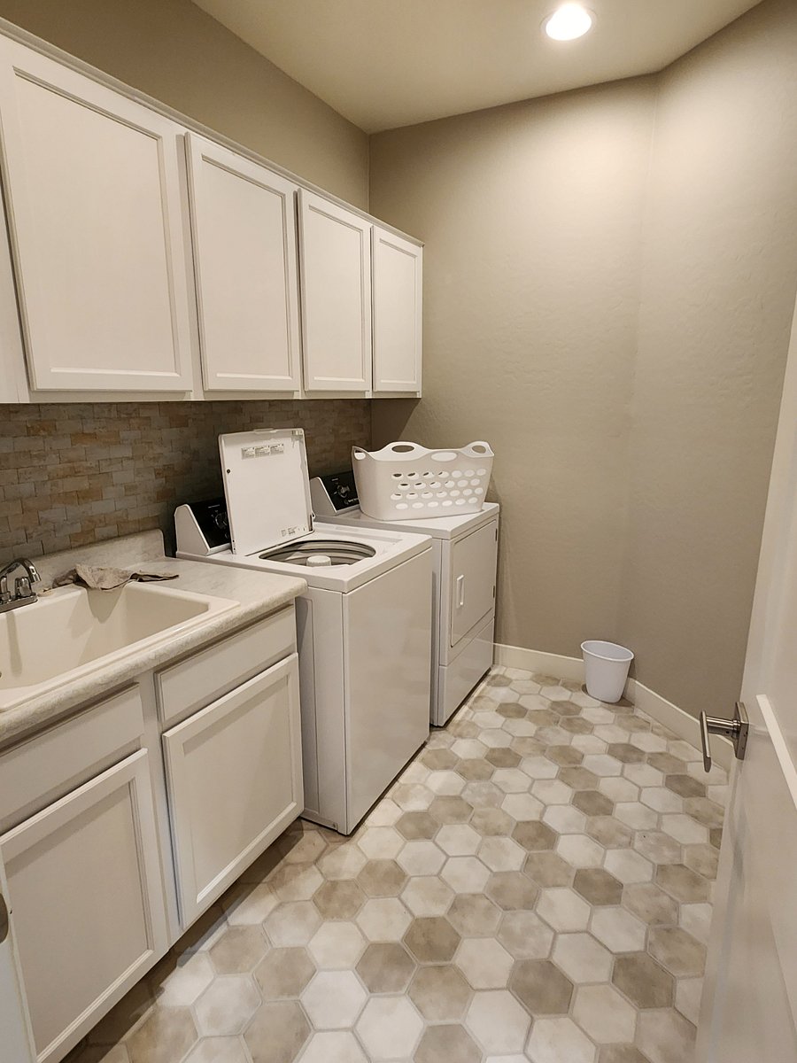 Furnished Finder property 784300_1 photo 25