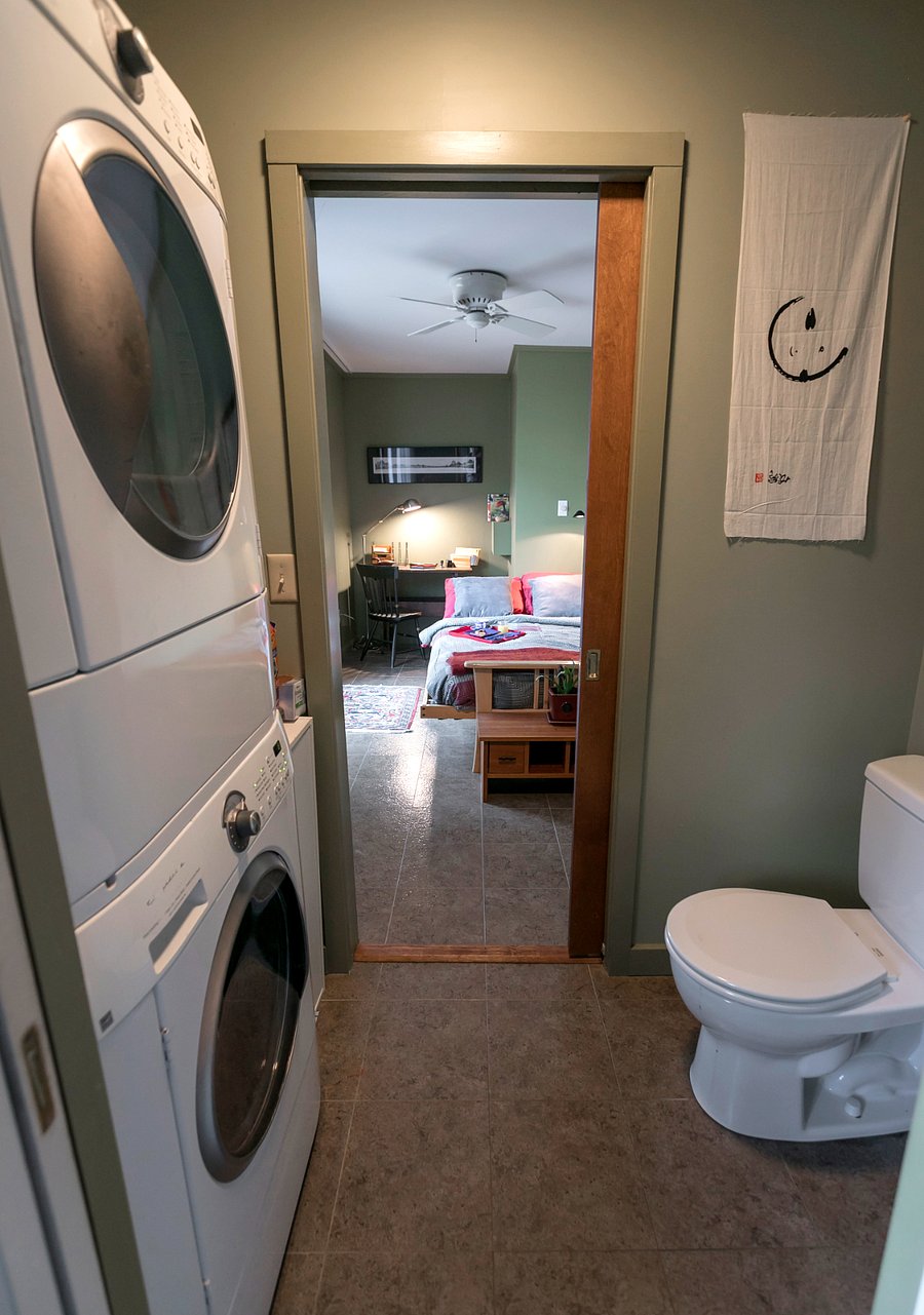 Laundry room/ Multipurpose Sunroom