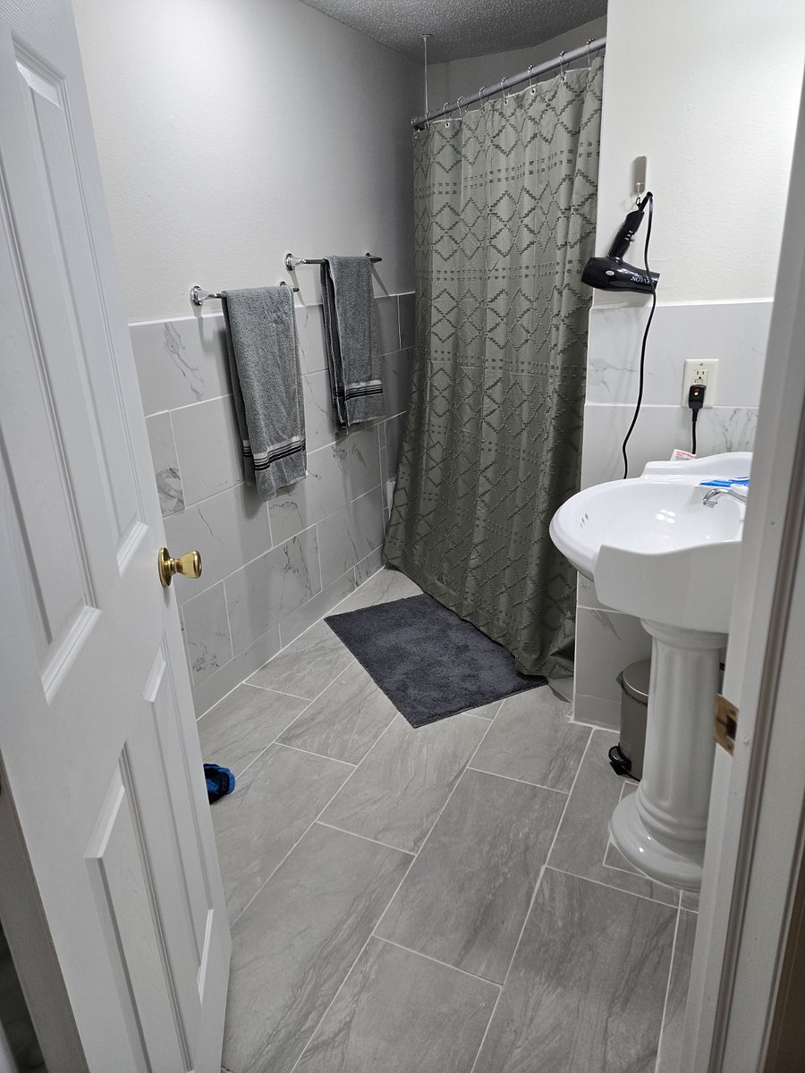 Furnished Finder property 784458_1 photo 8