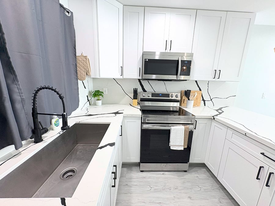 Lots of cabinet and counter space