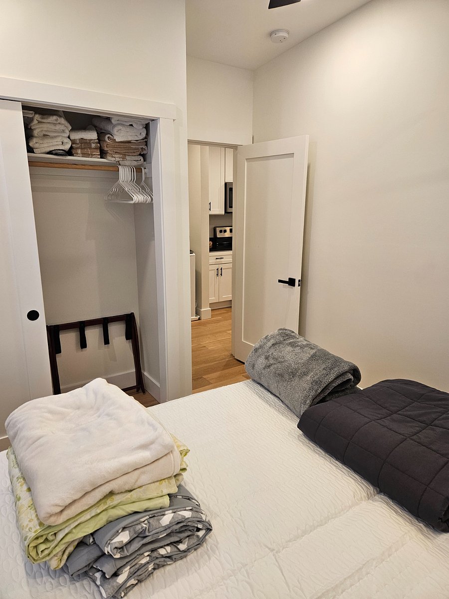 Furnished Finder property 784723_1 photo 16