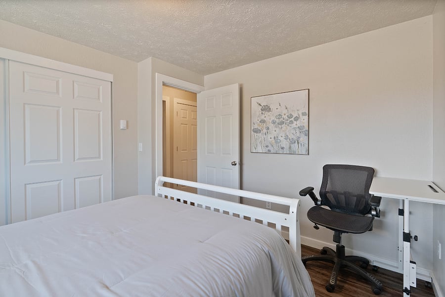 2nd Bedroom