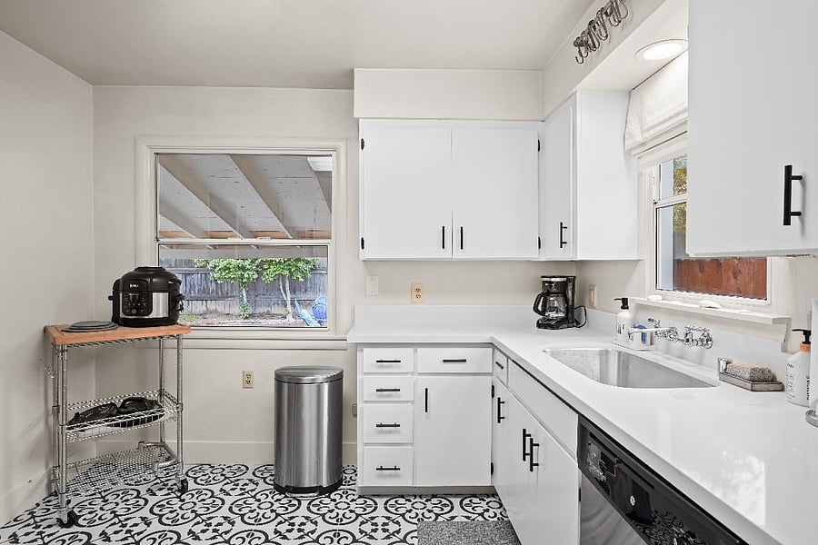 Furnished Finder property 785025_1 photo 11