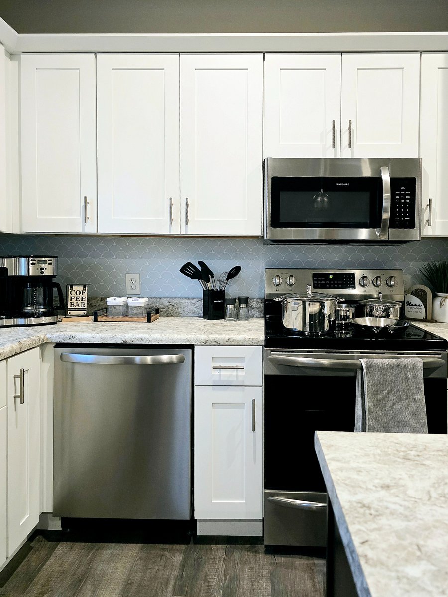 Furnished Finder property 785097_1 photo 11