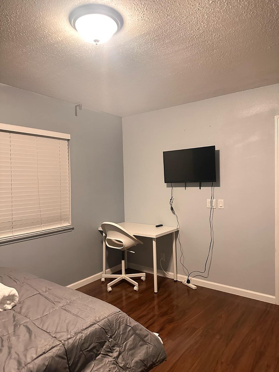 Furnished Finder property 785124_1 photo 4