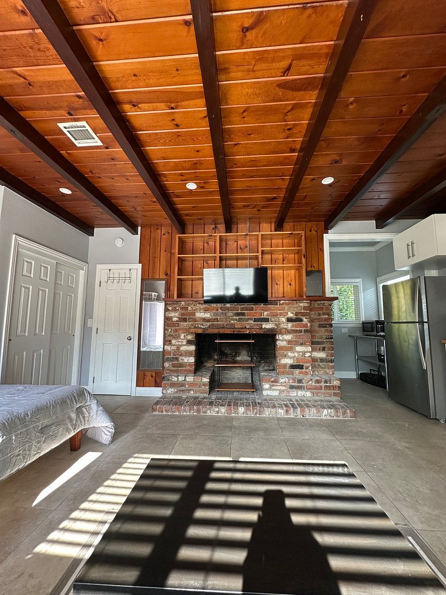 Furnished Finder property 785148_1 photo 4