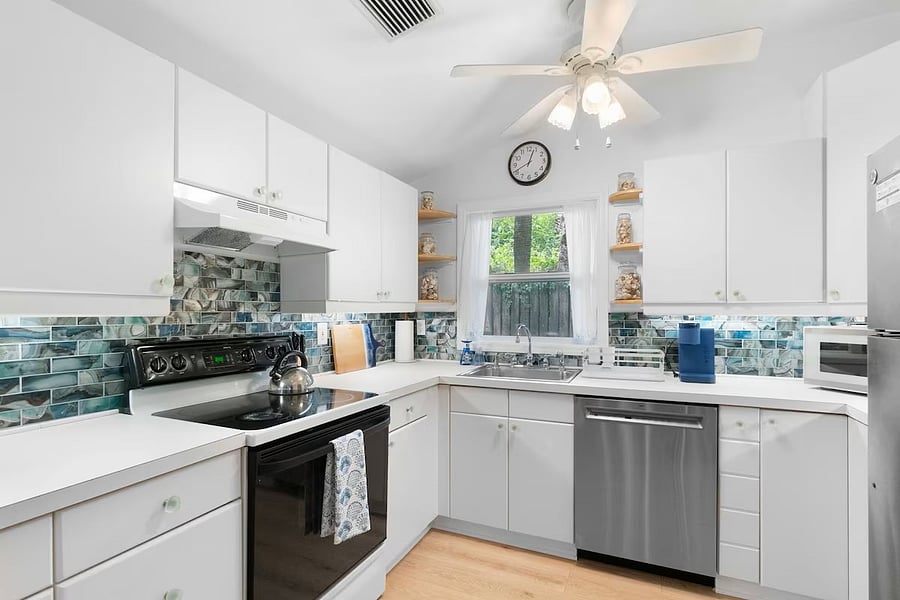 Furnished Finder property 785248_1 photo 7