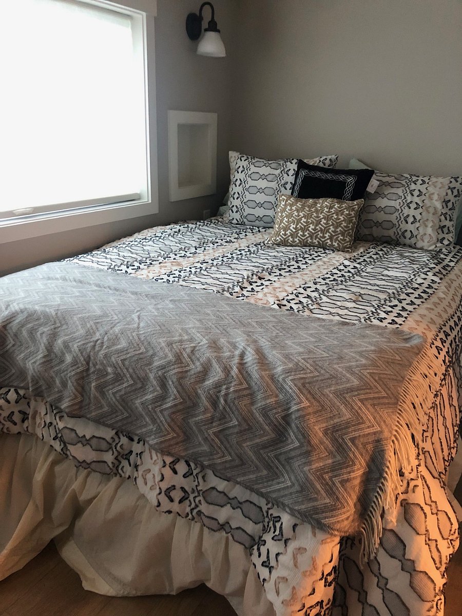 Furnished Finder property 785263_1 photo 3