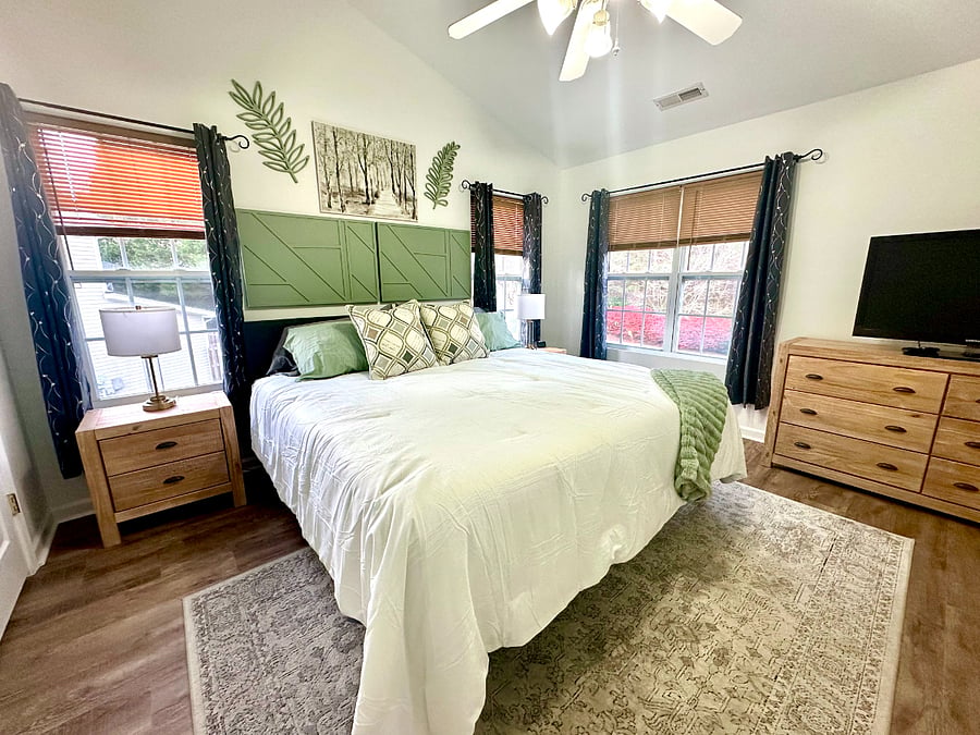 Very spacious primary king bedroom, very light and bright and inviting, includes massive walk-in closet and streaming tv.