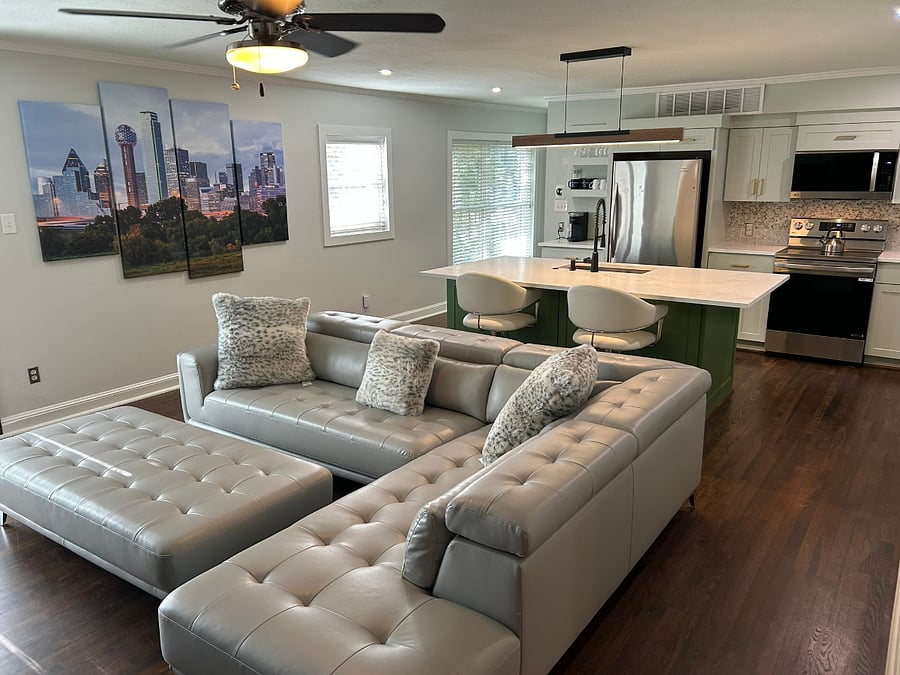 Living room & kitchen view from foyer