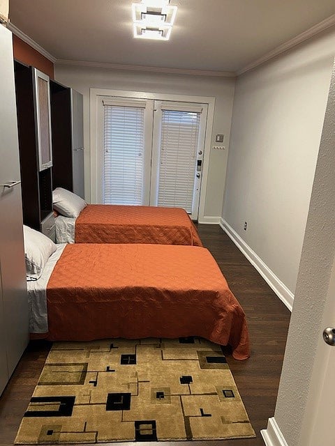 Two twin murphy beds in large foyer
