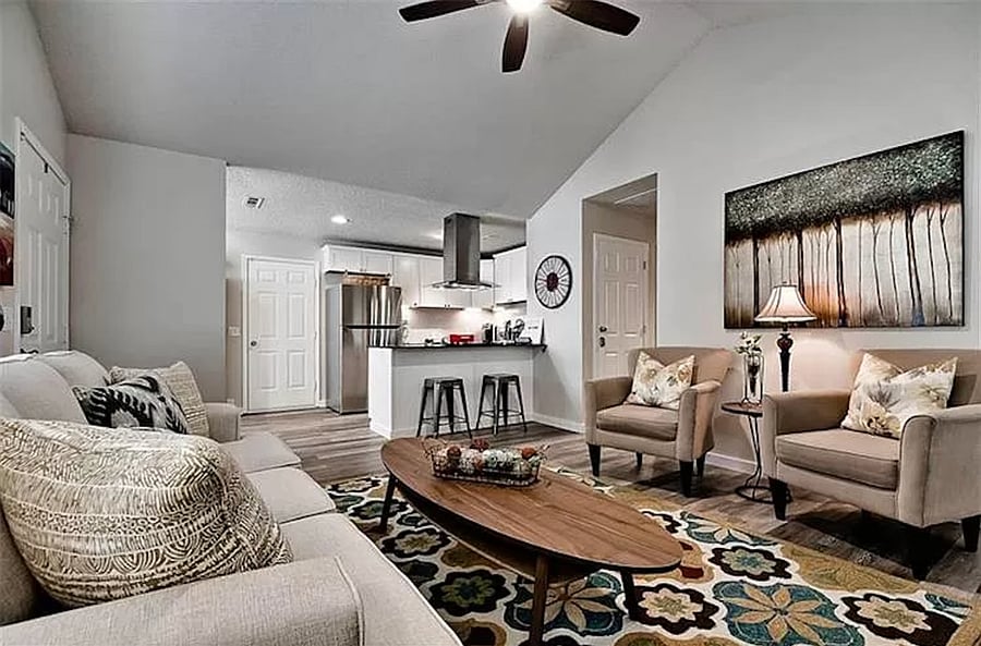 Furnished Finder property 785607_1 photo 2