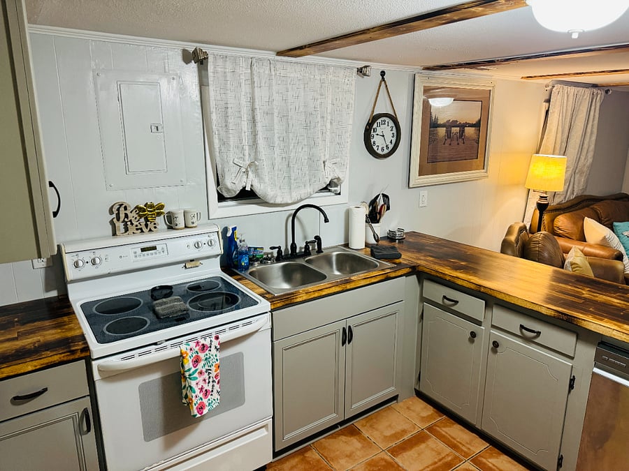 Furnished Finder property 785739_1 photo 28