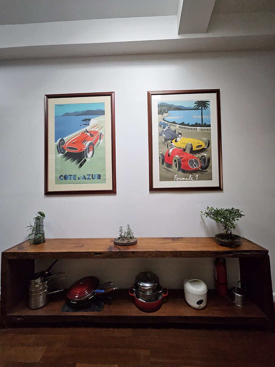 Cookware, utensils, plateware 