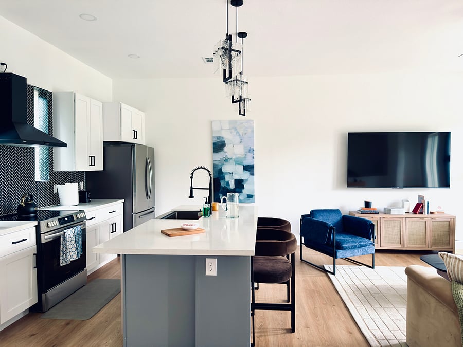 kitchen/living room 2nd flr