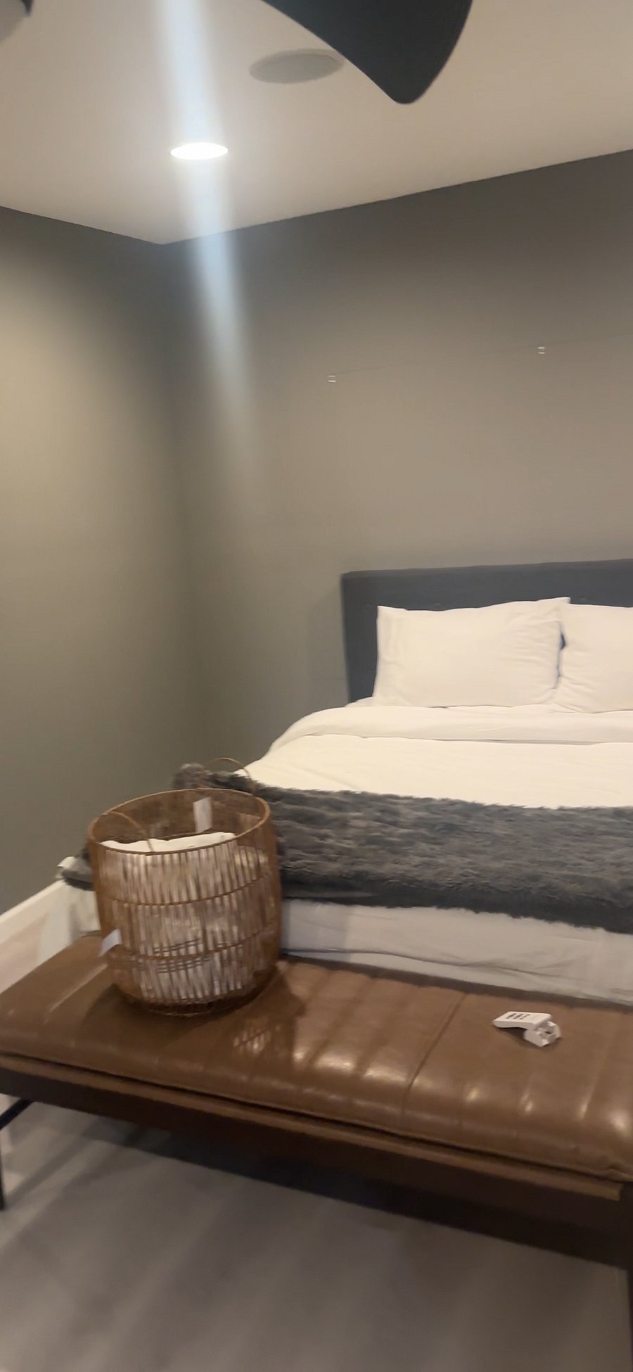 Furnished Finder property 785958_1 photo 3