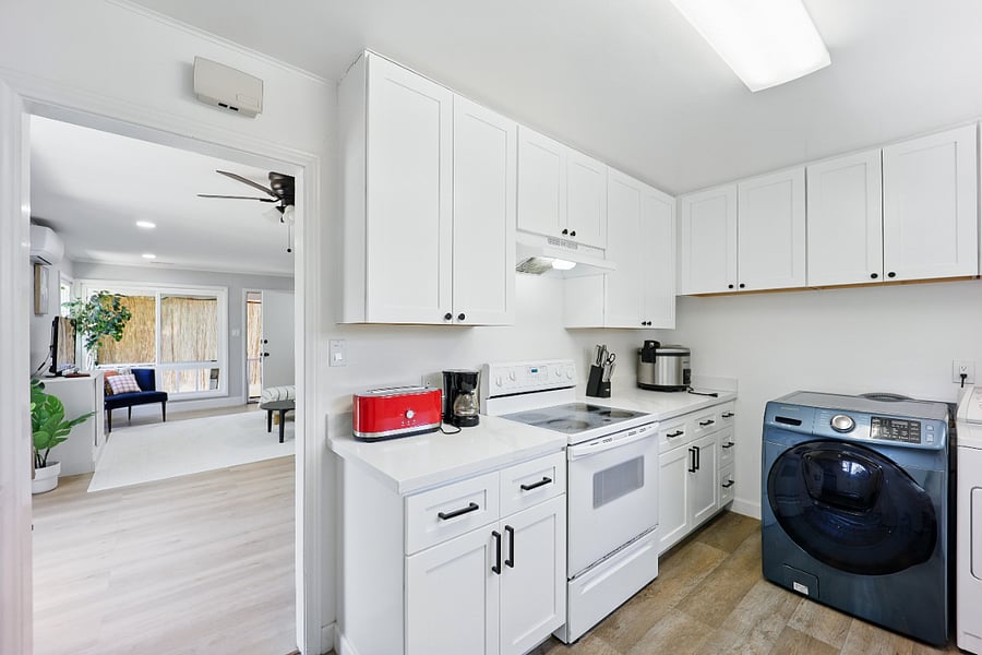 Furnished Finder property 786020_3 photo 8