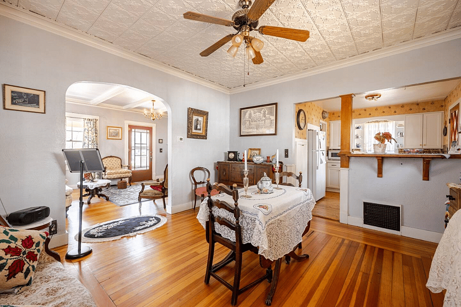Shared Dining Room